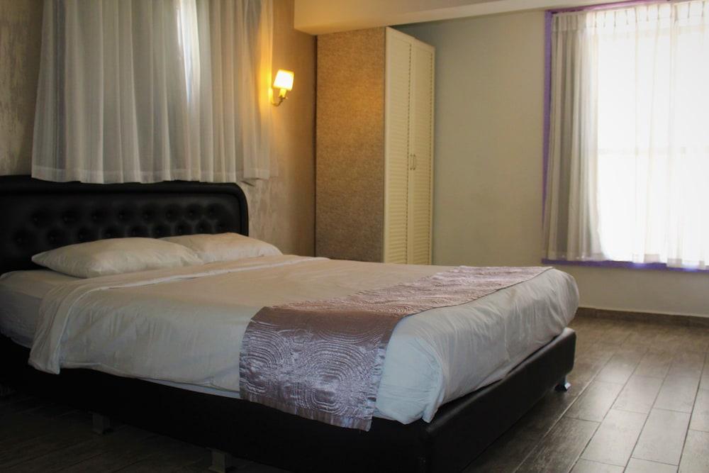 Hotel Alma - Near The Sea Netanya Extérieur photo